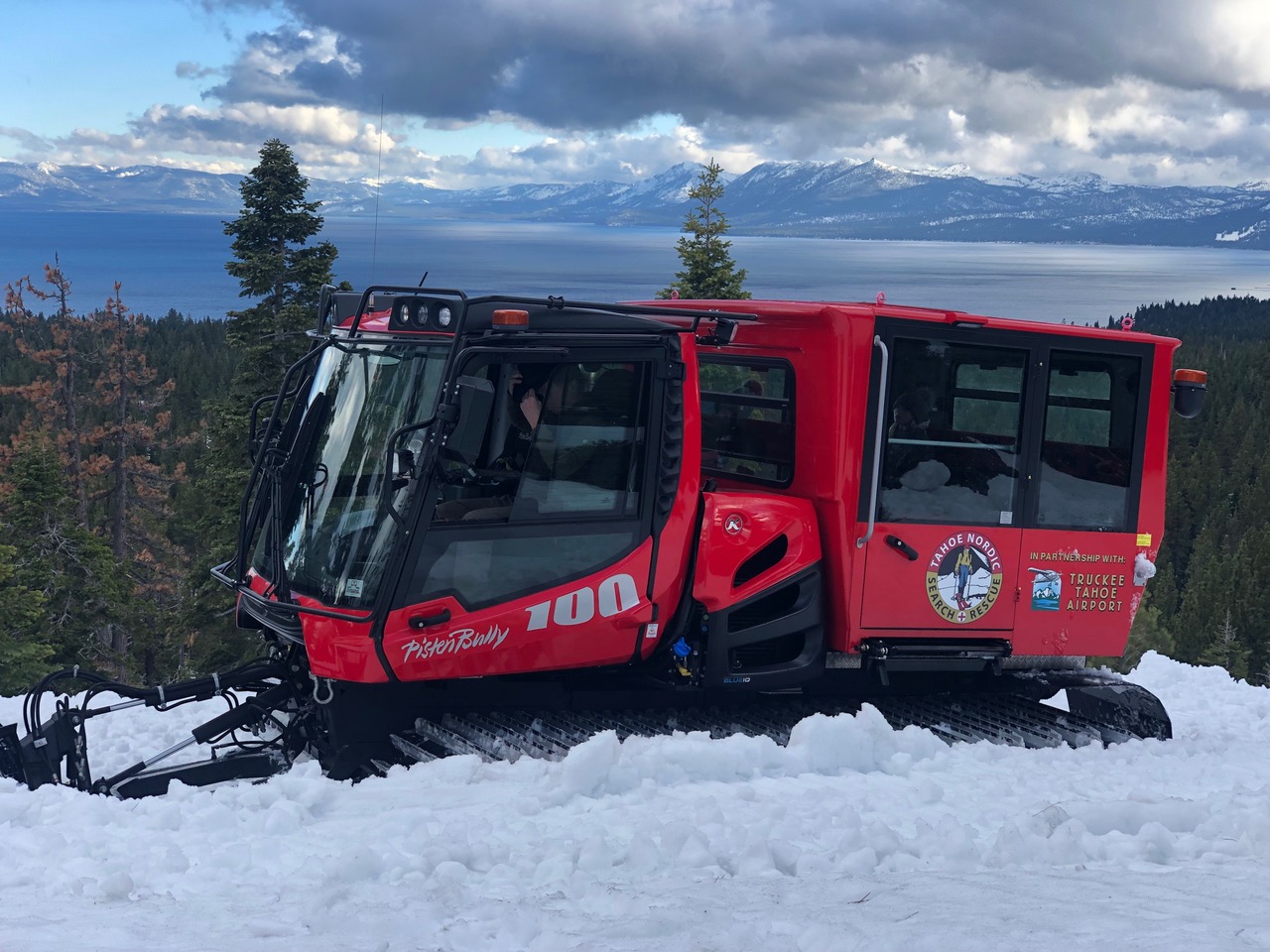 TNSAR Pisten Bully 100